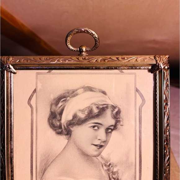 Sold! Vintage A. Toniolo Art Deco Atyle Art Print in Vintage Brass Ornate Frame - Picture 3 of 8